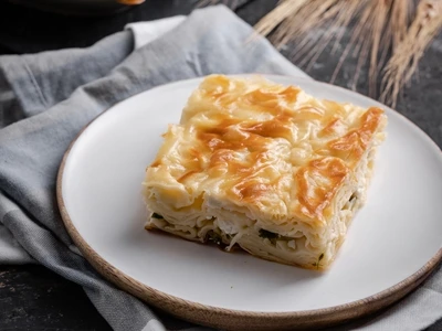 peynirli su boregi