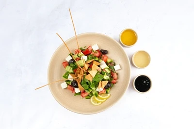 peynirli coban salata